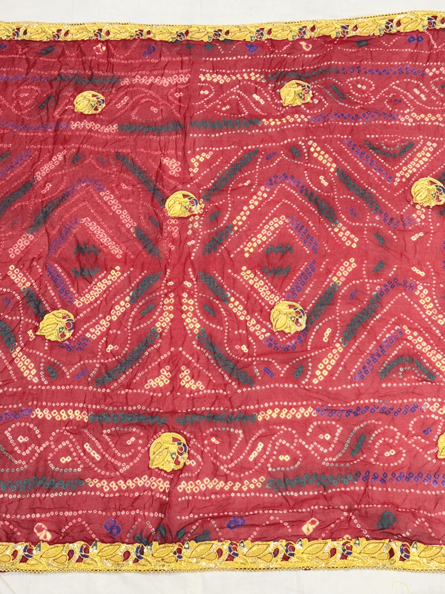 Ek Paat Sikar Bandhej Chunri Peacock Design
