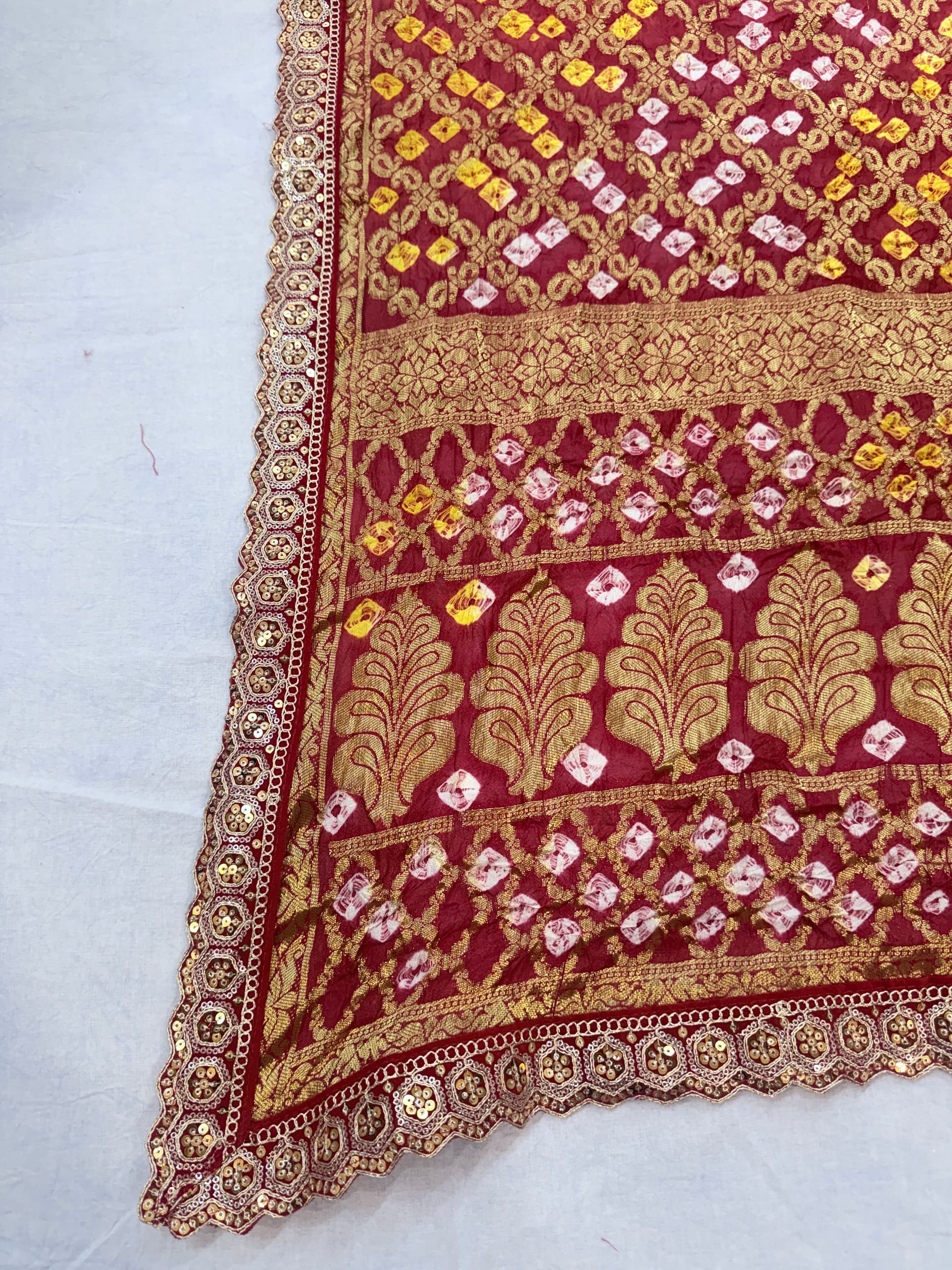 Banarasi Ghatchola Dupata with Lace