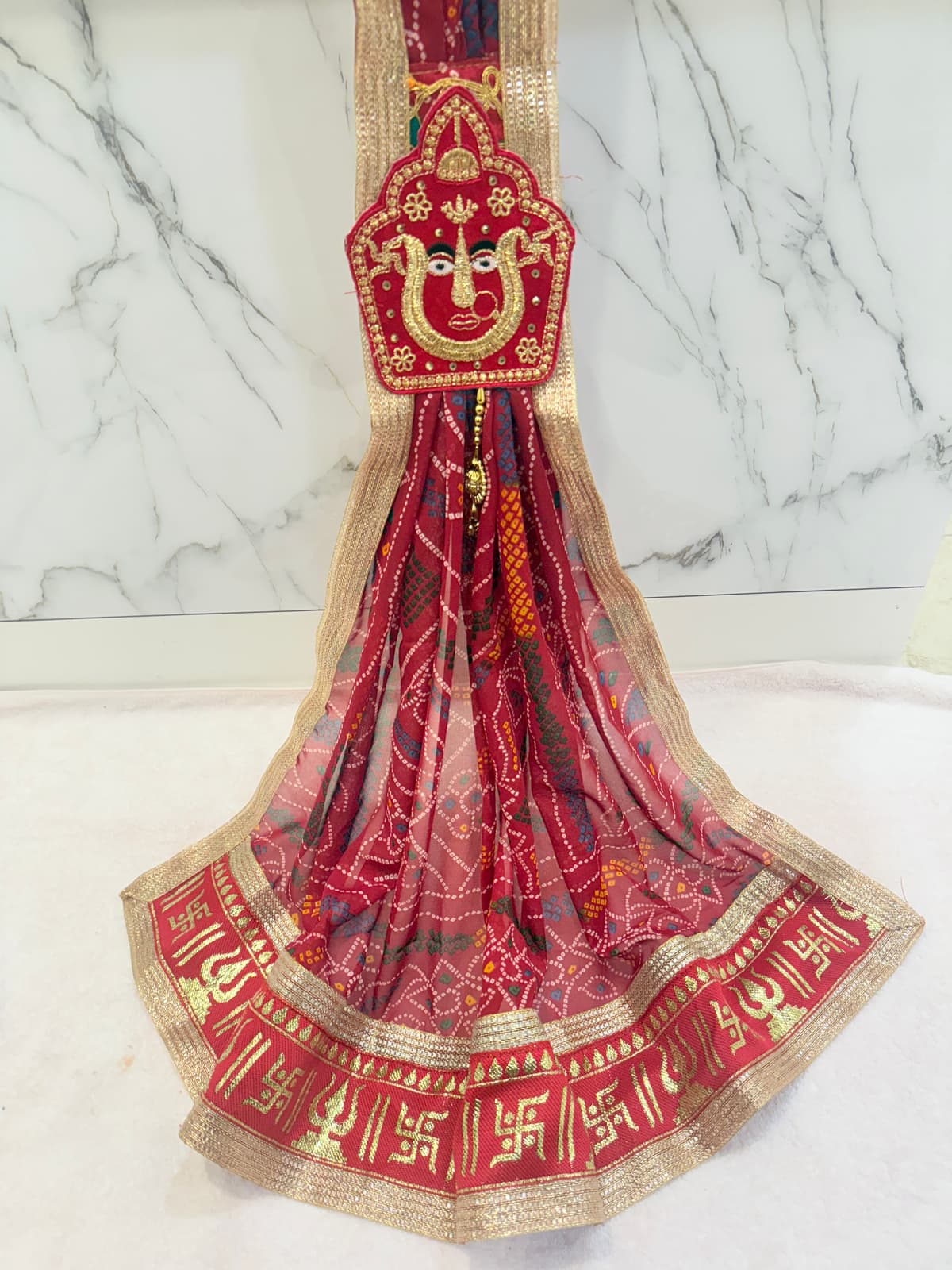 Renial Chunri brooch With Sati Mata brooch