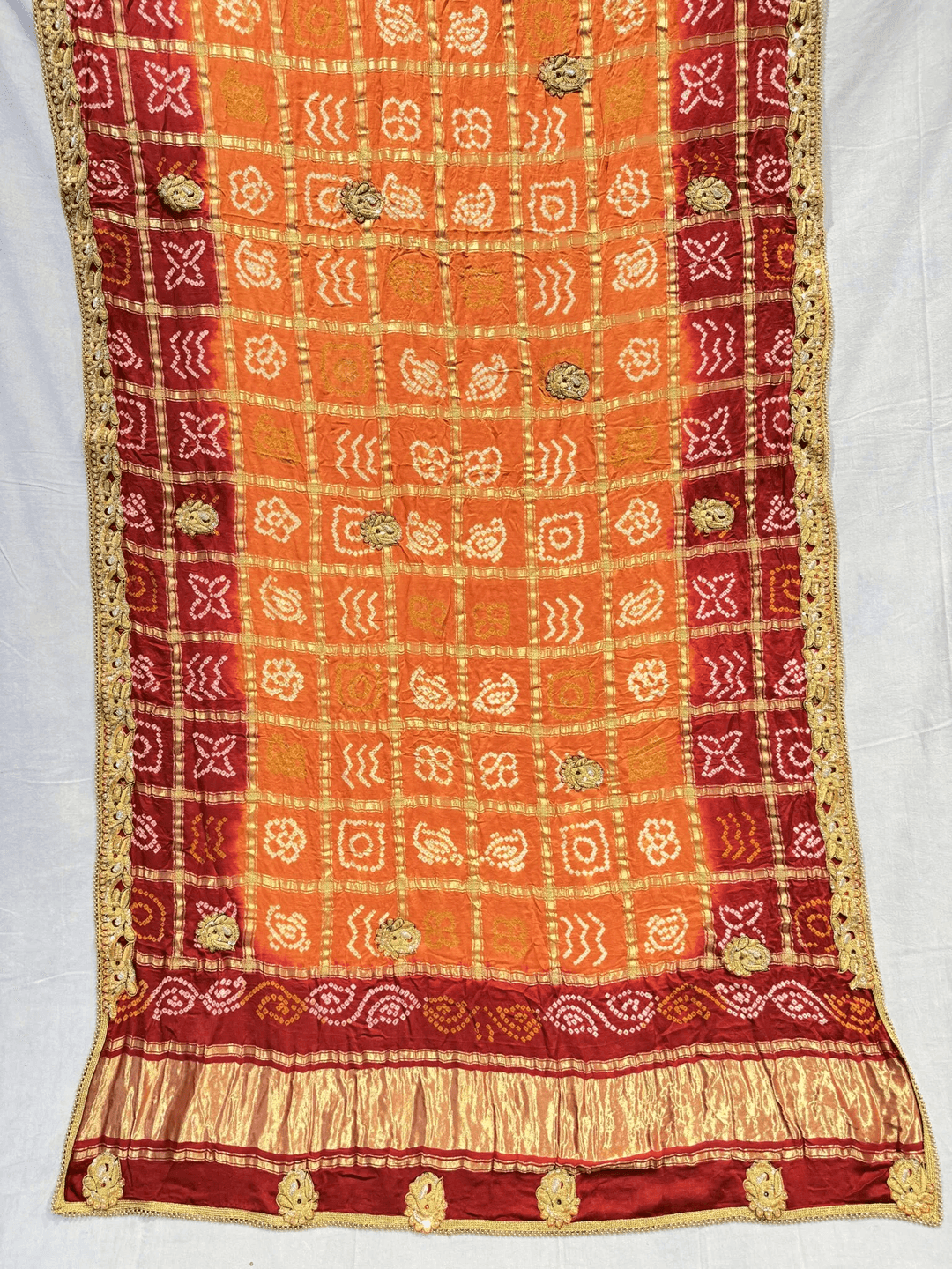 Gajji Silk Stone Line Zardoji Belbuti Peela