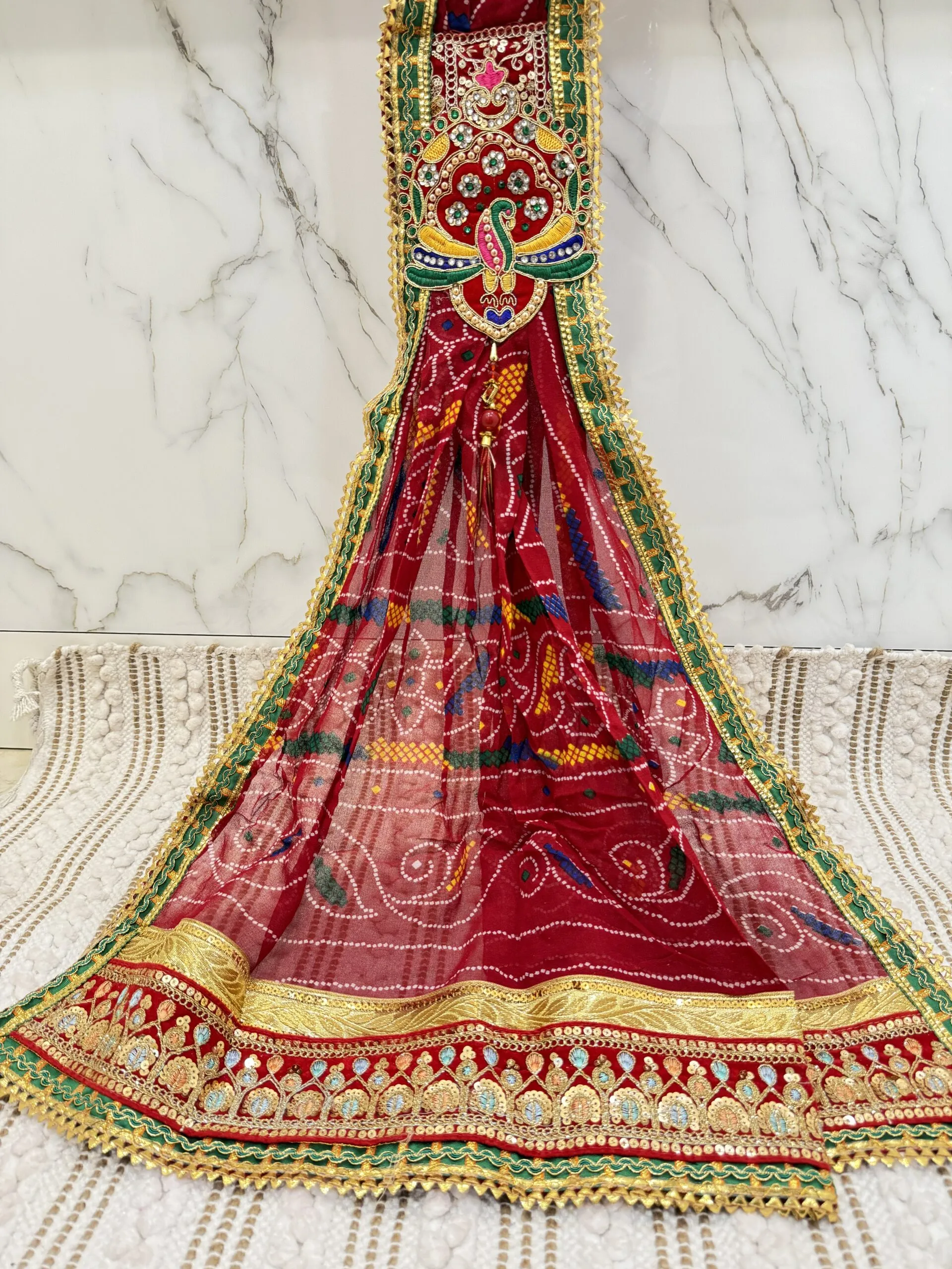 Georgette brooch Odana With Peacock Buta - Image 2